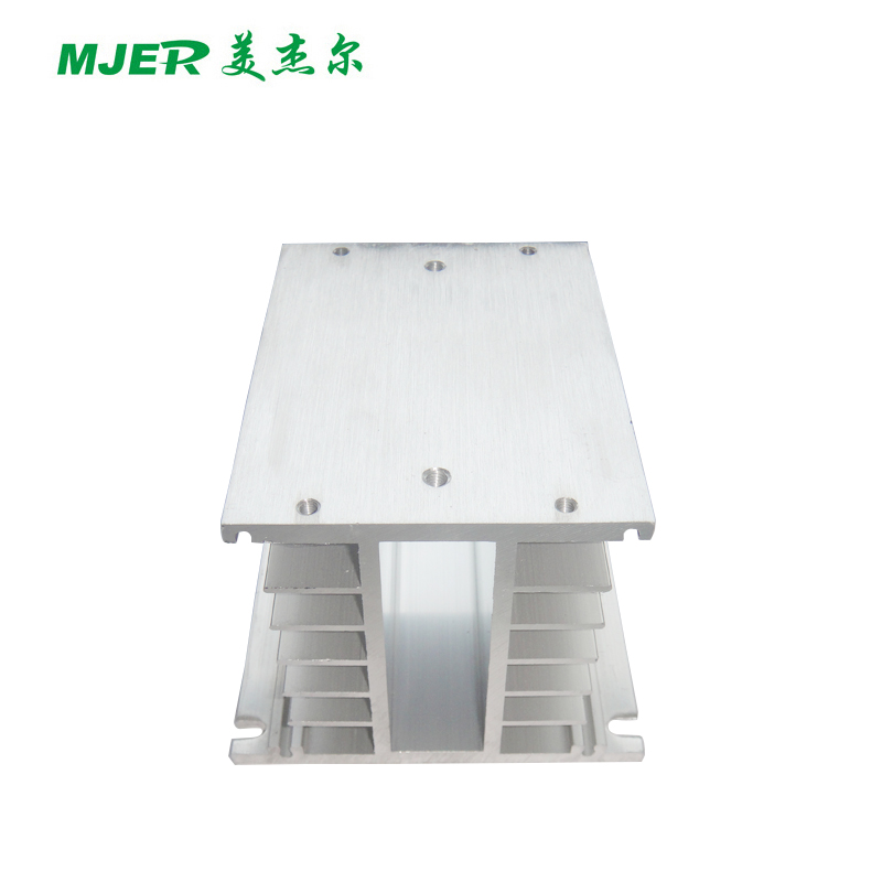 MF105